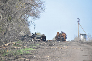 Метелкино наше. По Донецку прилетело свыше 400 снарядов, пока русская армия выводила из строя четыре нефтяных объекта Украины