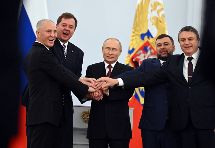 Владимир Путин: Мы сражаемся, чтобы никому и никогда не пришло в голову, что Россию и русских можно вычеркнуть из истории
