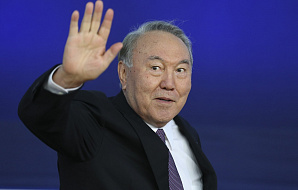 Нурсултан Назарбаев досрочно сложил полномочия президента, но остался Елбасы