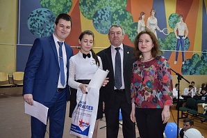 Помощники Алексея Журавлева повышают правовую культуру молодых избирателей Воронежской области