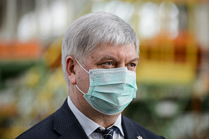 Александр Гусев перешел на режим беспокойства в связи с развитием пандемии в Воронежской области