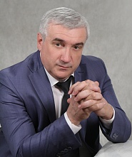 Серб из Воронежа Любомир Радинович стал идеологом новой волны антинатовских протестов в Черногории