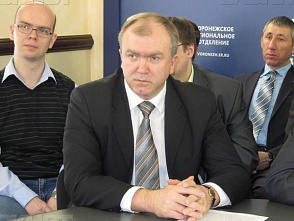 Алексею Гордееву пожаловались на коррупционную систему репрессий от руководителя департамента социальной защиты