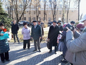 В Воронеже состоялся митинг обманутых вкладчиков «Ренессанса»