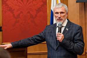 Лидер «Родины» Алексей Журавлев объявил на федеральном съезде о включении партии в транзит власти