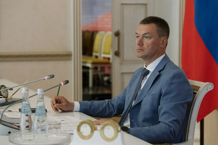 Проблемы миграции разложат в Воронеже по памяткам. Работодатели и силовики поделились опытом на совещании у Дмитрия Маслова
