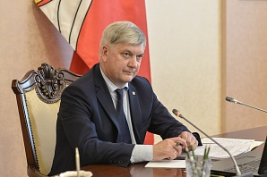 Губернатор Александр Гусев укрепляет ДИЗО, бывшую вотчину Максима Увайдова, проверенными кадрами