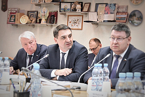 Политолог Владимир Слатинов считает инициативу воронежского депутата Маркова и его коллег похоронами местного самоуправления
