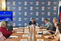 В поисках консенсуса. Оргкомитет во главе с Владимиром Нетёсовым дал отчёт о праймериз «Единой России» в две воронежские Думы