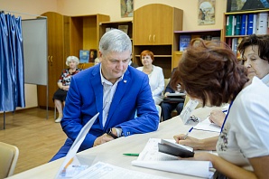 Александр Гусев победил на воронежских губернаторских выборах убедительно. Но не повсеместно