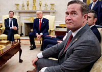 Уолтцгейтский скандал в команде Трампа. В Вашингтоне начались кадровые чистки