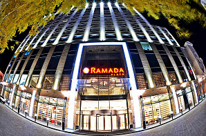.    -  Ramada Plaza      