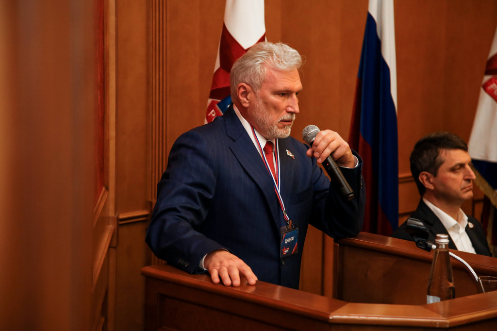 Журавлев.jpg