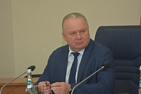 Вице-спикер Воргордумы Черкасов похоронил дискуссию о прямых выборах мэра Воронежа. Но аргументов против Гордеева ему не хватило