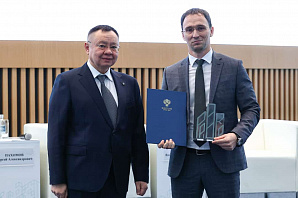 ������� ����� �� ������ ����� � �������. ���-������ �� ������� ���� �������� ������������� � ���� �� 60-� ����� �������������, �������� ��� ���