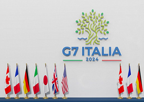  G7  :       ,      