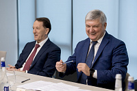 Воронежскому губернатору Александру Гусеву не удалось разорвать пуповину с Алексеем Гордеевым